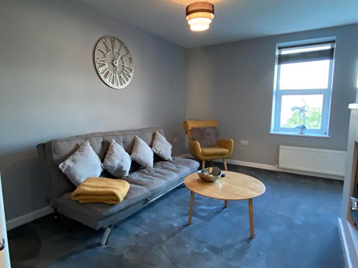 1 Bedroom Flat To Rent In Garden Crescent, West Hoe, Plymouth, PL1