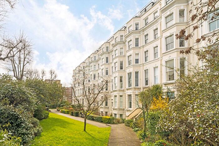 Studio For Sale In Colville Gardens, Notting Hill, W11