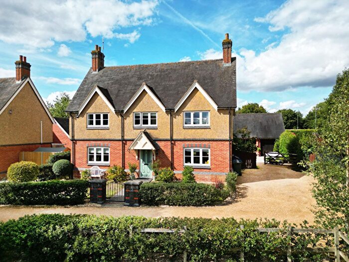 4 Bedroom Detached House For Sale In The Rickyard, Rugby, CV23