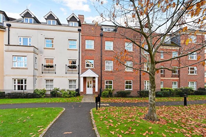 2 Bedroom Apartment To Rent In St Agnes Place, Chichester, PO19