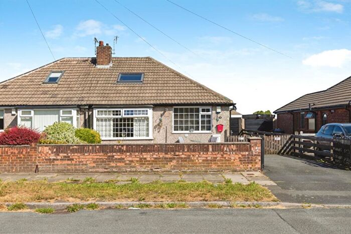 2 Bedroom Semi-Detached Bungalow For Sale In Busfield Street, Bradford, BD4