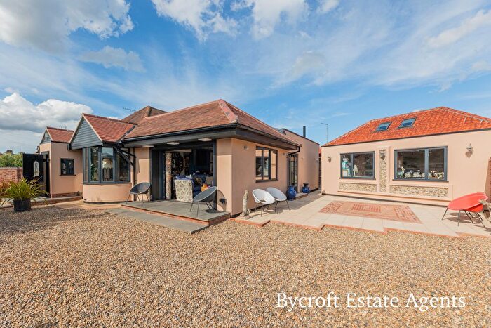 3 Bedroom Detached Bungalow For Sale In Victoria Road, Gorleston, Great Yarmouth, NR31