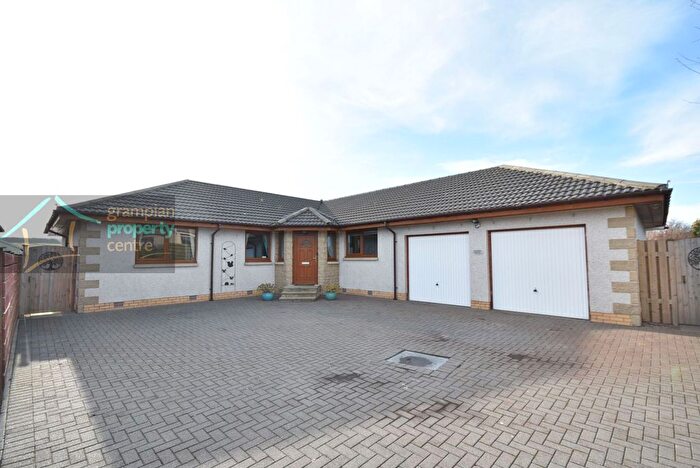5 Bedroom Detached Bungalow For Sale In Richmond Place, Portgordon, Buckie, AB56