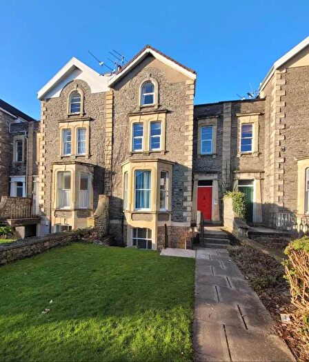 2 Bedroom Apartment To Rent In Garden Flat, Alma Road, BS8