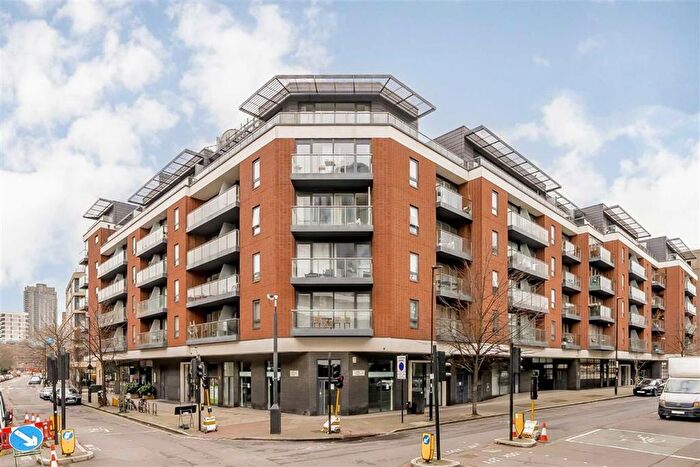 1 Bedroom Flat For Sale In Central Street, Clerkenwell, EC1V