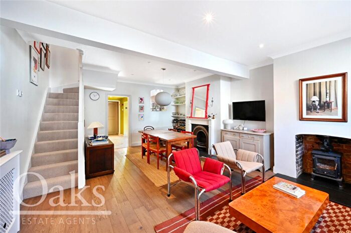 3 Bedroom Semi Detached House For Sale In Hastings Road, Addiscombe, CR0