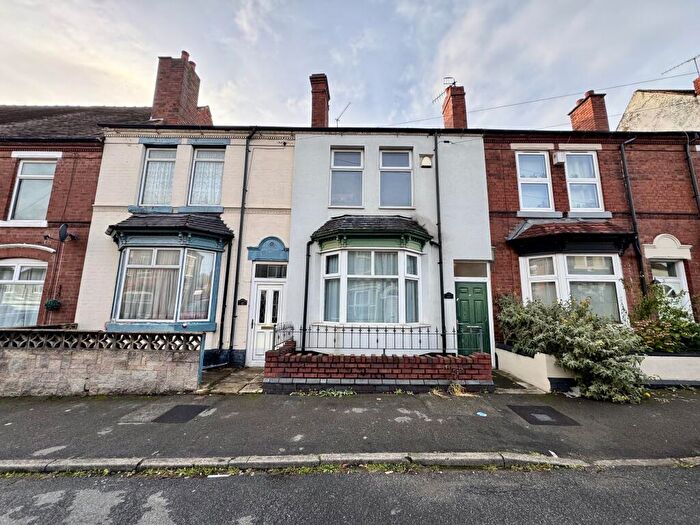 2 Bedroom House To Rent In Gill Street, Dudley, DY2