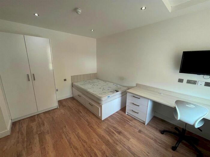 1 Bedroom Studio To Rent In Westcotes Drive, Leicester, LE3