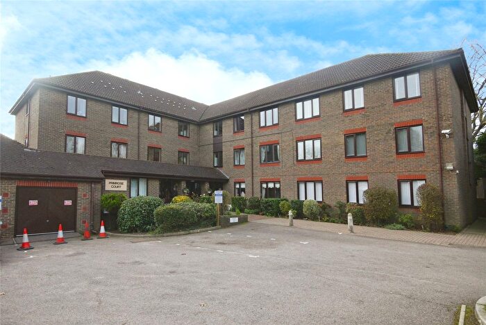 1 Bedroom Flat For Sale In Primrose Court, Kings Road, Brentwood, Essex, CM14