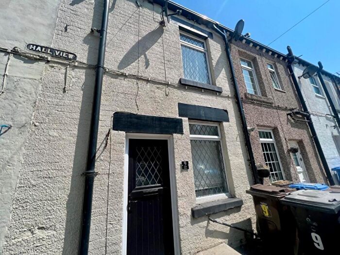 2 Bedroom Terraced House To Rent In Hall View, Chapeltown, Sheffield, S35