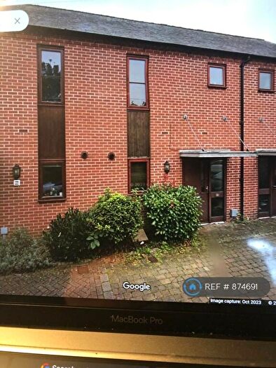 2 Bedroom Terraced House To Rent In Elder Road, Basingstoke, RG24