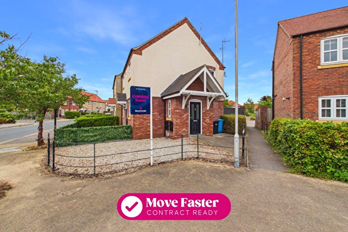 1 Bedroom Flat For Sale In Shinewater Park, Kingswood, Hull, East Riding Of Yorkshire, HU7