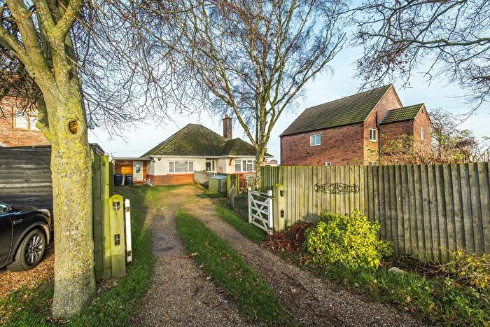 4 Bedroom Chalet For Sale In Low Road, Tilney Fen End, Wisbech, PE14