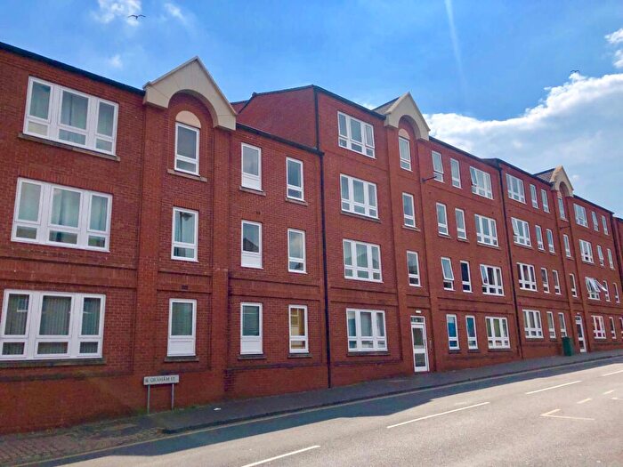 3 Bedroom Apartment To Rent In Point, Graham Street, Jewelley Quarter, Birmingham, B1