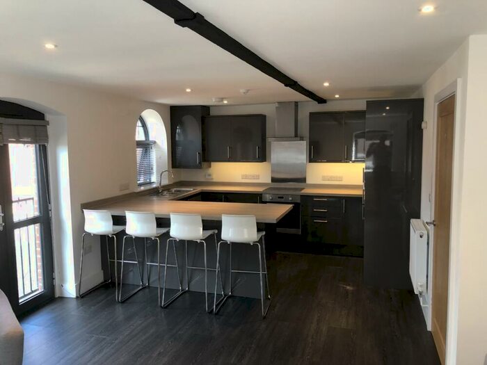 4 Bedroom Apartment To Rent In Flat A, The Courtyard St Annes Well Mews, Lower North Street, Exeter, EX4