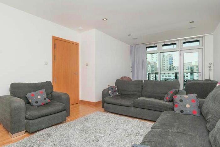 2 Bedroom Flat To Rent In Western Habour Way, Edinburgh, EH6