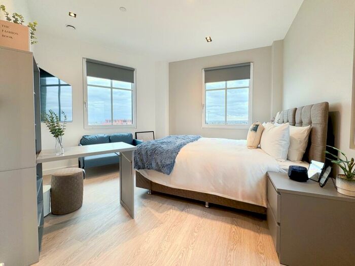 Studio To Rent In Lowlands Road, Harrow, HA1