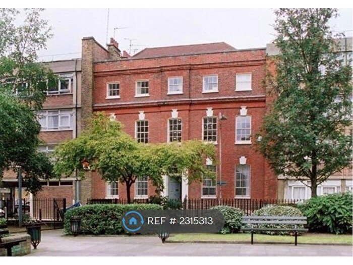 2 Bedroom Flat To Rent In Charles Square, London, N1
