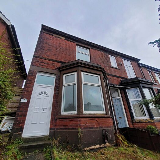 2 Bedroom End Of Terrace House To Rent In Stand Lane, Radcliffe, M26