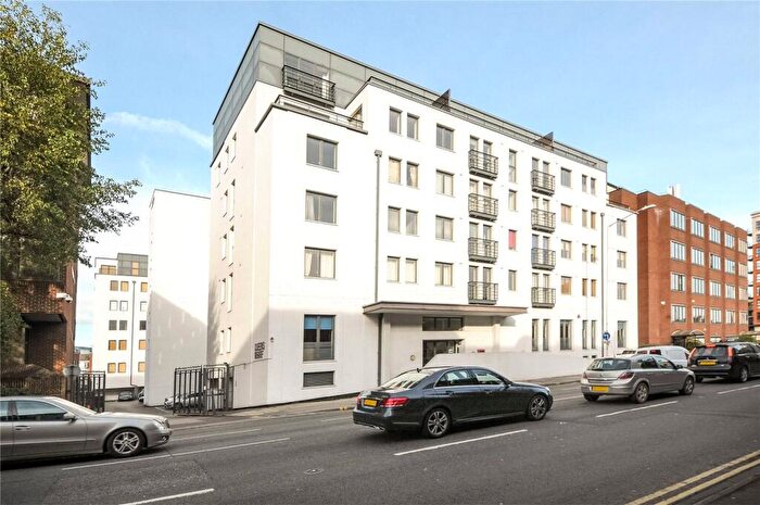 1 Bedroom Apartment To Rent In Queens Wharf, Queens Road, Reading, Berkshire, RG1