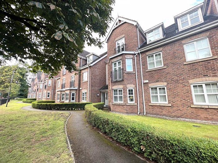 2 Bedroom Apartment To Rent In Ellesmere Green, Manchester, M30