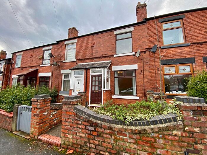 2 Bedroom Terraced House To Rent In Lyme Grove, Romiley, SK6