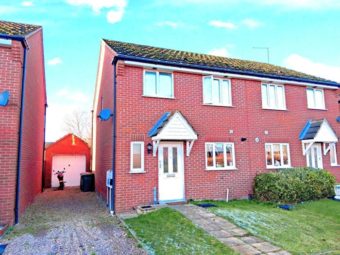 3 Bedroom Detached House For Sale In Red Barn, Whittlesey, Peterborough, PE7