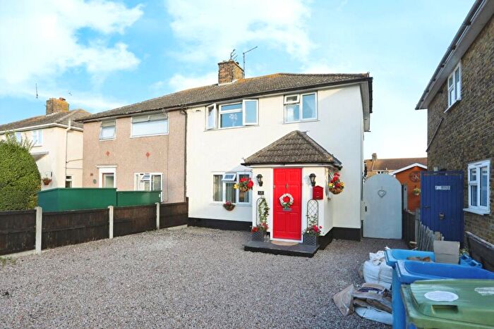 3 Bedroom Semi-Detached House For Sale In Victoria Street, Sheerness, Kent, ME12