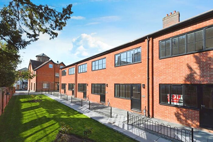 1 Bedroom Semi-Detached House For Sale In Coggeshall Road, Braintree, Essex, CM7