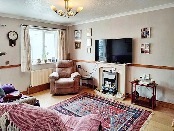 1 Bedroom Bungalow For Sale In Downemead, Telford, Shropshire, TF3