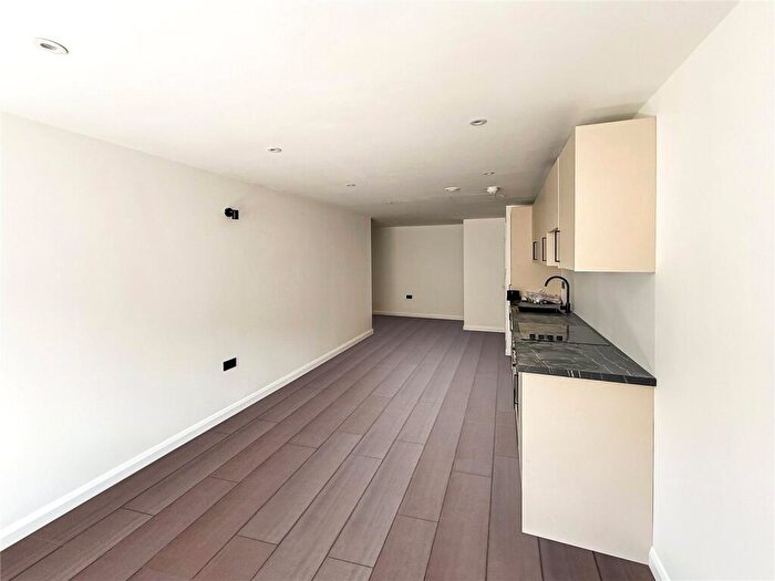 1 Bedroom Apartment To Rent In Old Town Court, - High St, Old Town, Swindon, SN1