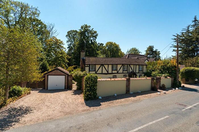 3 Bedroom Detached House For Sale In Beacon Hill, Wickham Bishops, Maldon, Essex, CM8