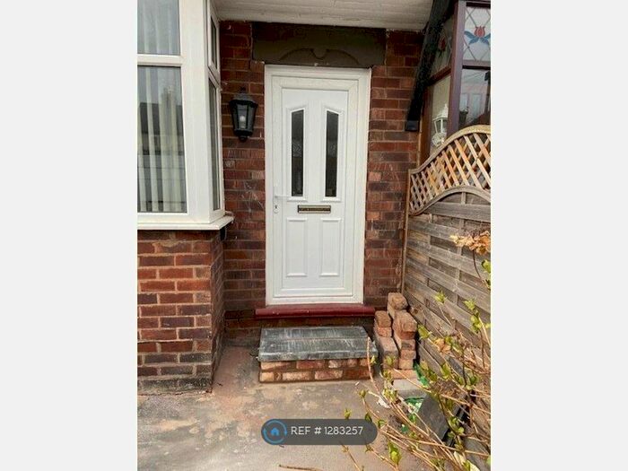 2 Bedroom Semi-Detached House To Rent In Melverley Road, Manchester, M9