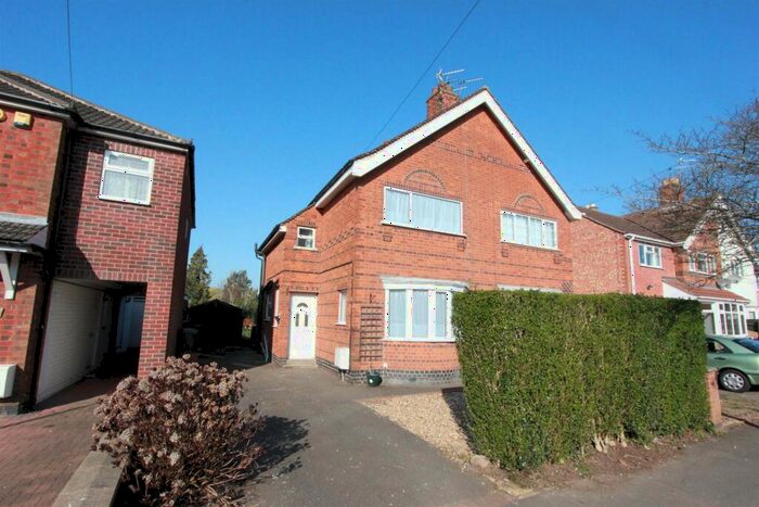 3 Bedroom Semi-Detached House To Rent In Kings Drive, Leicester Forest East, Leicester, LE3