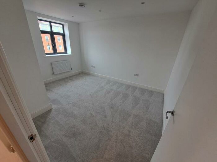 1 Bedroom Apartment To Rent In New Street, Aylesbury, HP20