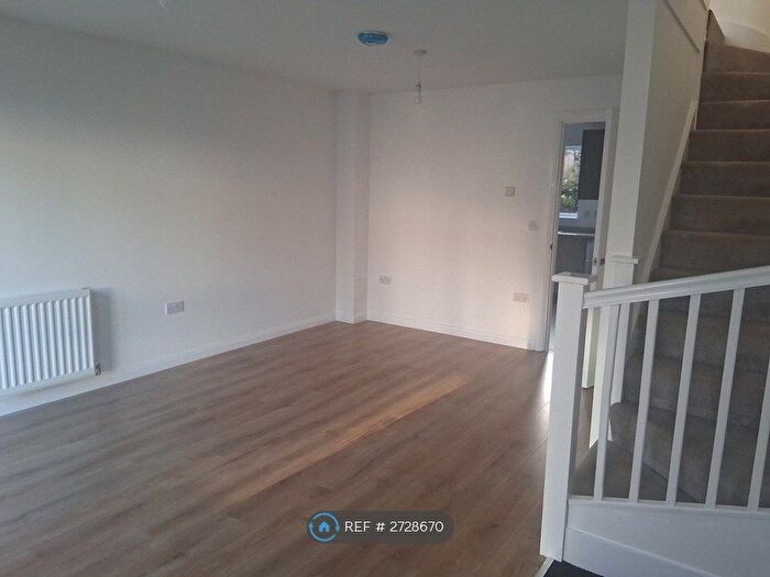 2 Bedroom Semi Detached House To Rent In Albany Court, Birkenhead, CH42