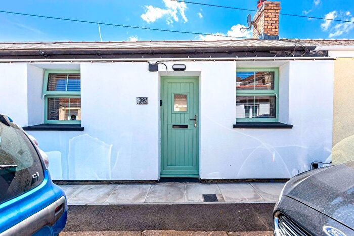 1 Bedroom Bungalow For Sale In Powell Street, Bedlinog, Treharris, CF46