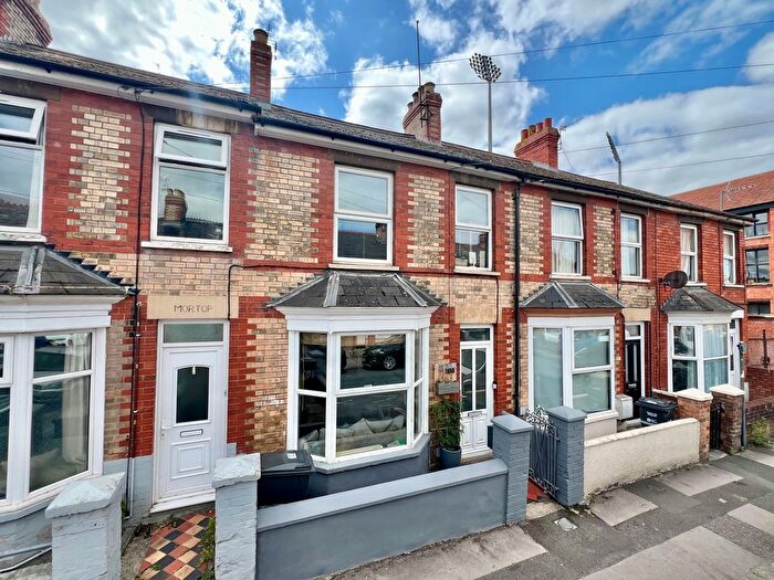 3 Bedroom Terraced House For Sale In St. Augustine Street, Taunton, TA1