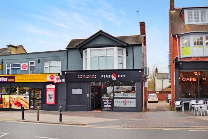 2 Bedroom Flat To Rent In London Road, St Albans, Herts, AL1