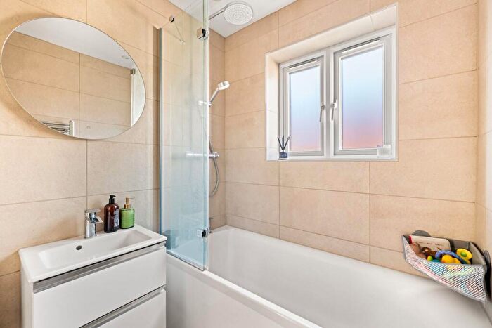 2 Bedroom Detached Bungalow For Sale In Stonehall Road, Lydden, Dover, CT15