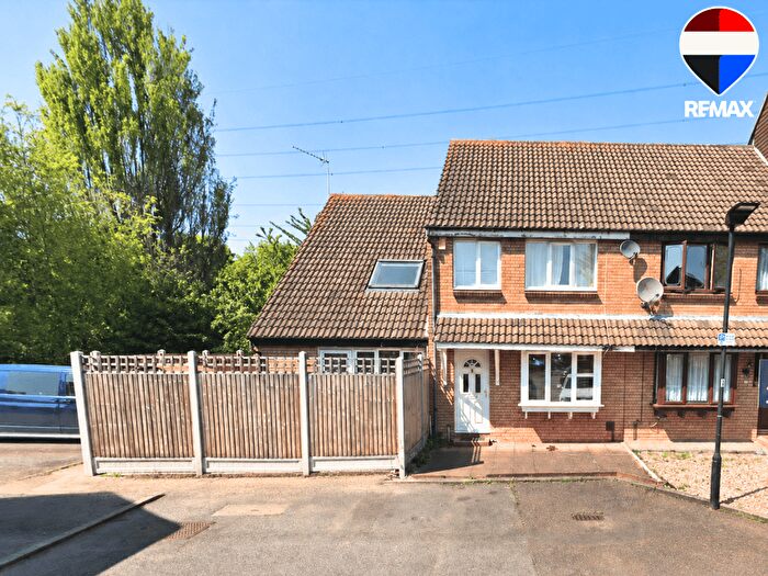 3 Bedroom Terraced House To Rent In Armstrong Close, London, E6