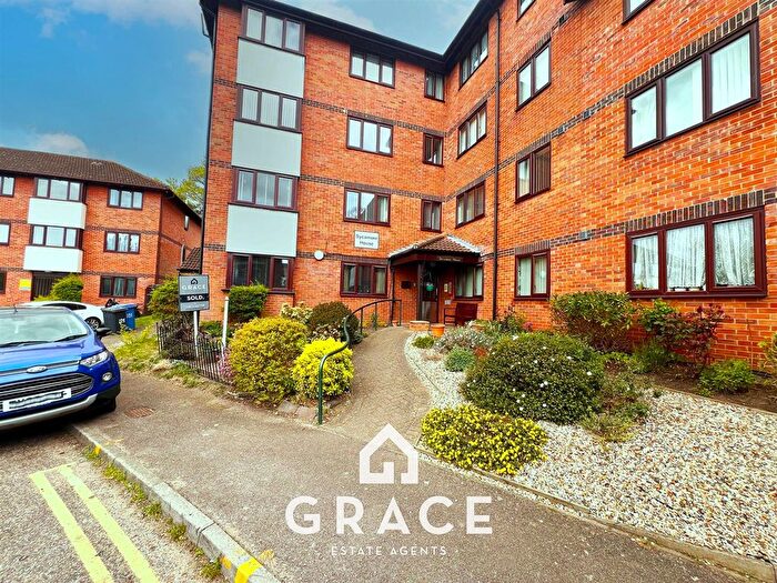 2 Bedroom Flat For Sale In Oakstead Close, Ipswich, IP4