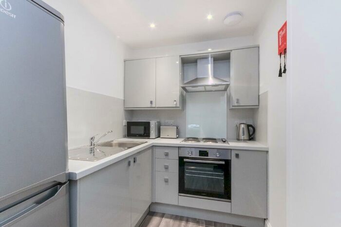 1 Bedroom Flat To Rent In Caledonian Crescent, Dalry, Edinburgh, EH11