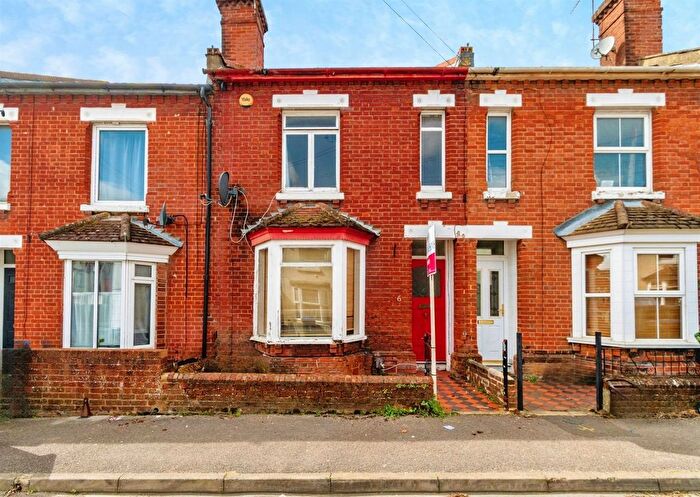 2 Bedroom Terraced House For Sale In Berkeley Road, Southampton, SO15