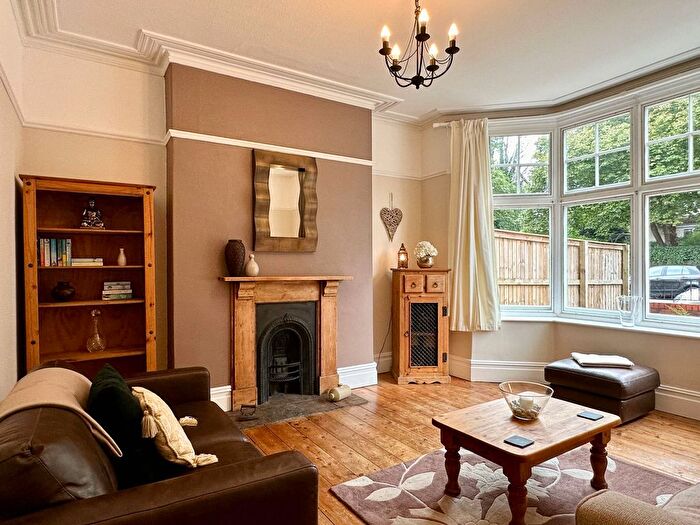 4 Bedroom Semi-detached House To Rent In Sketty Road, Swansea, SA2