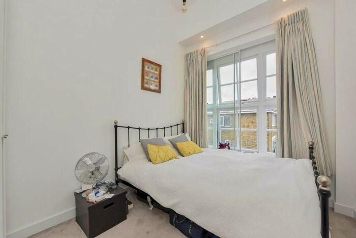 2 Bedroom Flat To Rent In Dod Street, Limehouse, London, E14
