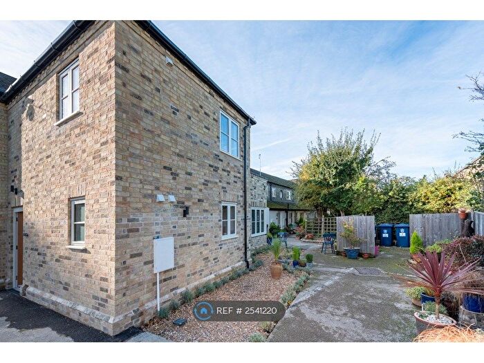 1 Bedroom Maisonette To Rent In Tempus Court, Cambridge, CB24