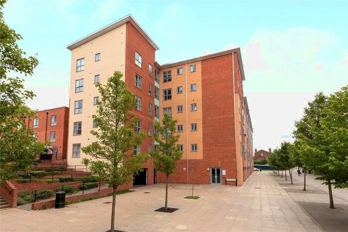 2 Bedroom Apartment To Rent In Englefield House, Moulsford Mews, Reading, Berkshire, RG30