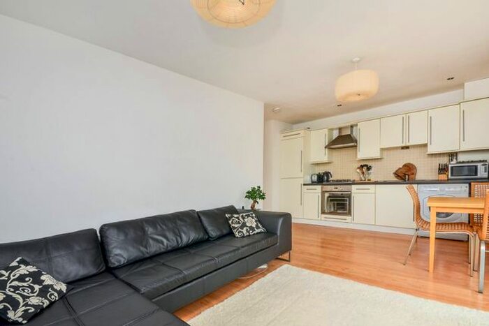 1 Bedroom Flat To Rent In Clock Tower Mews, Hanwell, London, W7