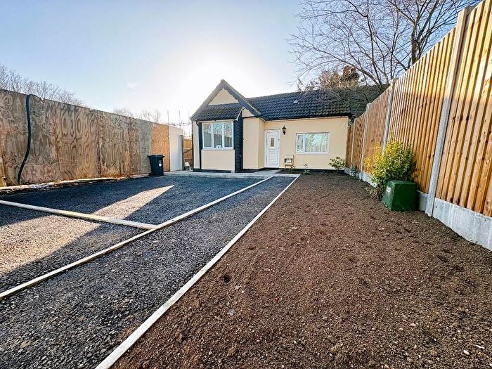 3 Bedroom Detached House For Sale In Burnt Mills Road, Pitsea, Basildon, Essex, SS13